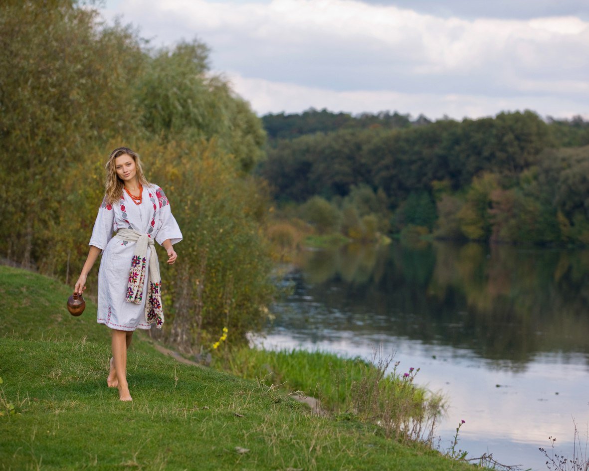 Nude girl Slavic women in Tiba