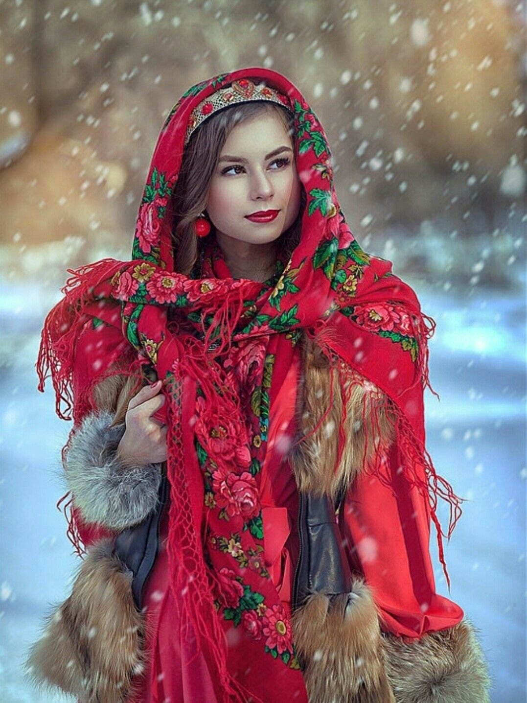 Beautiful girl Women in Slavic costumes in Tiba