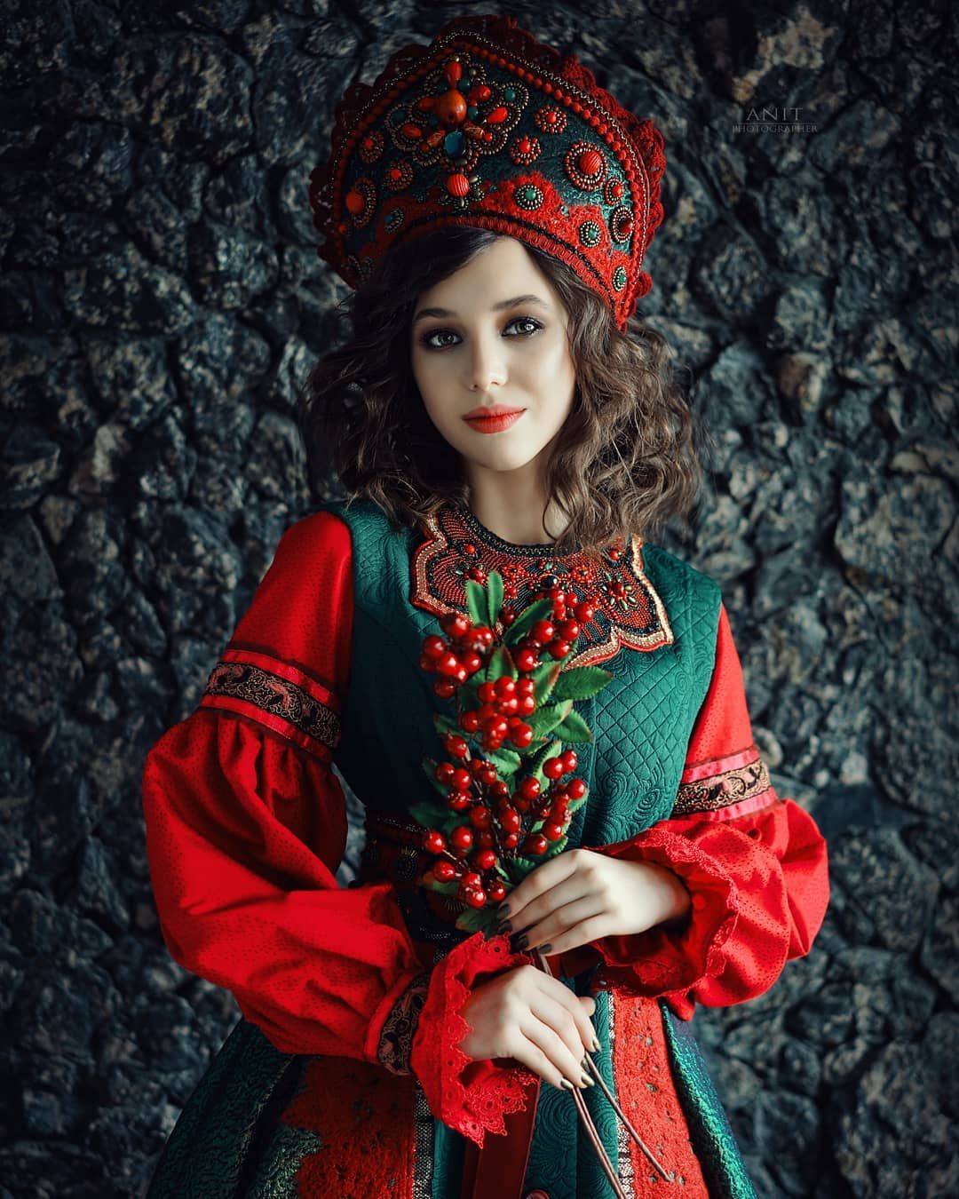 Nude girl Women in Slavic costumes in Tiba